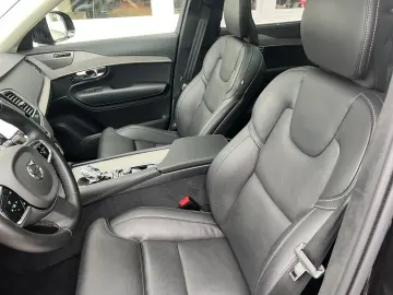 VOLVO XC90 T8 AWD Ultra Dark Autom. NAVI