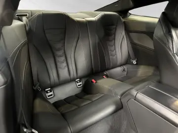 BMW M850i xDrive Coupé Klimasitze Parkass.  DAProf.