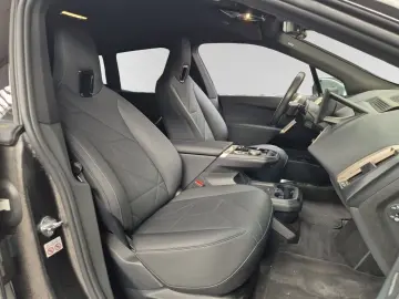 BMW iX xDrive40 Sportpaket AHK Harman Kardon DAProf.
