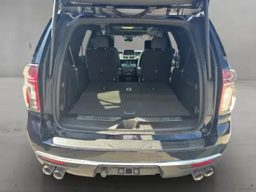 CHEVROLET Tahoe High Country 6.2 Liter V8 PANO FOND-ENT 7S