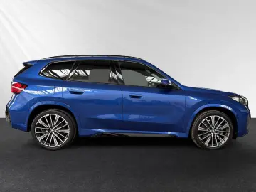 BMW X1 xDrive23i M Sport Head-Up Harman Kardon DAPro