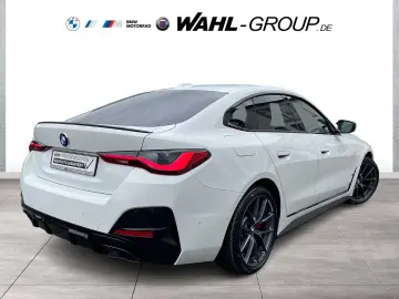 BMW M440i GRAN COUPE HIFI AHK ALU 19