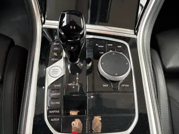 BMW M850i xDrive Coupé MTechnik-Paket Laser DA-Prof.