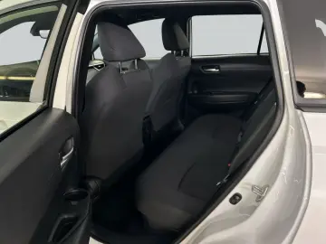 TOYOTA Corolla Cross Hybrid 2.0 VVT-i 4x4 Team D