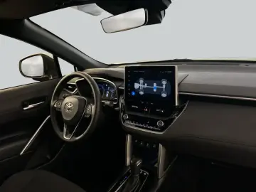 TOYOTA Corolla Cross Hybrid 2.0 VVT-i 4x4 Team D