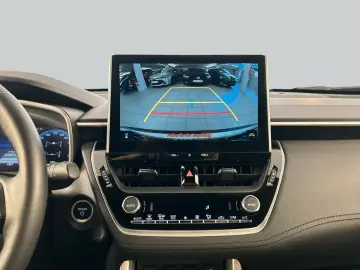 TOYOTA Corolla Cross Hybrid 2.0 VVT-i 4x4 Team D