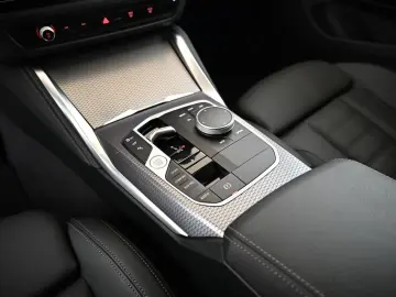 BMW 420d xDrive G-Coupe M-Sport LED NAV LEDER GSD 19