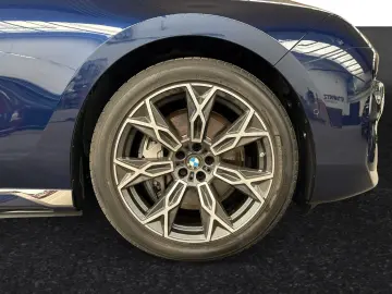 BMW 750e xDrive Inkl. € 1.190 Zubehörbonus Autobahna