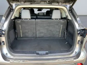 TOYOTA Highlander 2.5 Hybr Executive  7-Si Leder CAM AH