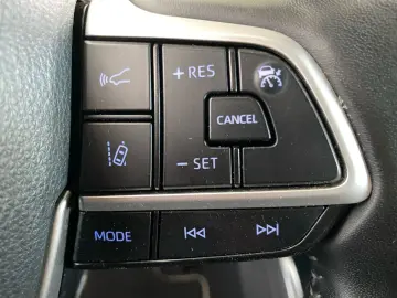 TOYOTA Highlander 2.5 Hybr Executive  7-Si Leder CAM AH
