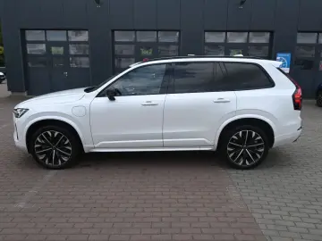 VOLVO XC90 T8 Ultra Dark  AWD LUFT 360  B&W HUD