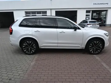 VOLVO XC90 T8 Ultra Dark  AWD LUFT 360  B&W HUD