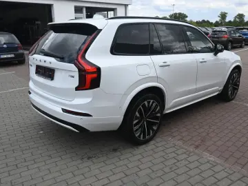 VOLVO XC90 T8 Ultra Dark  AWD LUFT 360  B&W HUD