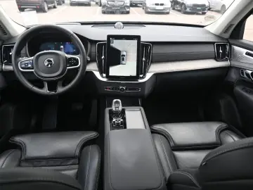 VOLVO XC90 T8 Ultra Dark  AWD LUFT 360  B&W HUD