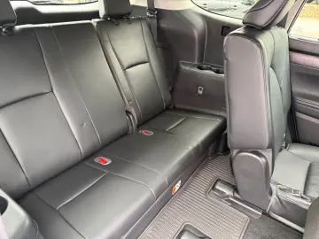 TOYOTA Highlander Hybrid Executive  WKR  7-sitzer