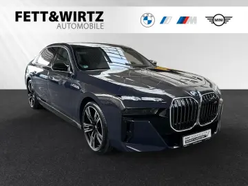BMW i7 M70 xDrive  Indiv. Sepia  UPE €228.619 - B&W