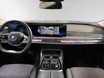 BMW i7 eDrive50 Inkl. € 1.190 Zubehörbonus TV-Fond-E