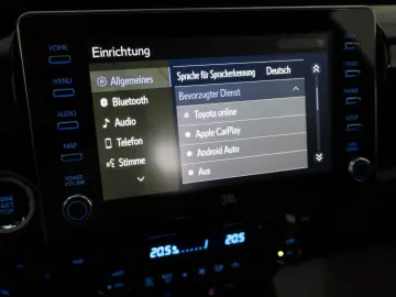 TOYOTA Hilux 2.8 D-4D Invincible ACC Navi Rollo AHK