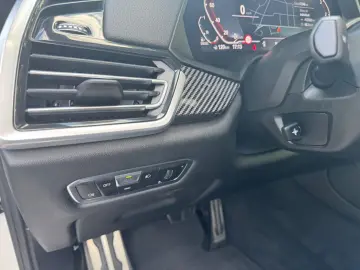 BMW X5 xDrive 30 d M Sport PANO-HUD-LUFTFEDERUNG