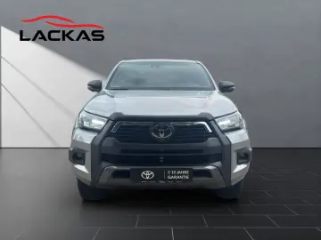 TOYOTA Hilux 2.8 D-4D Double Cab Invincible 4x4
