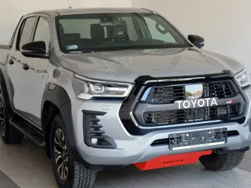 TOYOTA Hilux 2.8 D-4D GR Sport Alcantara ACC Rollo  AHK