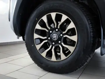 TOYOTA Hilux 2.8 D-4D GR Sport Alcantara ACC Rollo  AHK