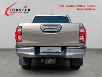 TOYOTA Hilux 4x4 Double Cab MHEV Autm. Invincible