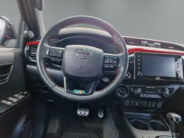 TOYOTA Hilux Double Cab GR Sport 4x4 Navi Soundsystem J