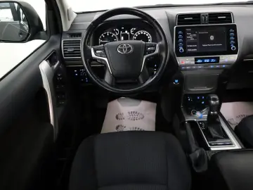 TOYOTA Land Cruiser Comfort Kamera LED  CarPlay SH