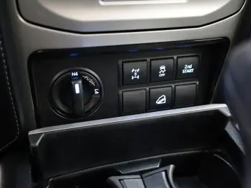 TOYOTA Land Cruiser Comfort Kamera LED  CarPlay SH