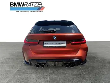 BMW M3 Competition xDrive Touring  Drivers Package