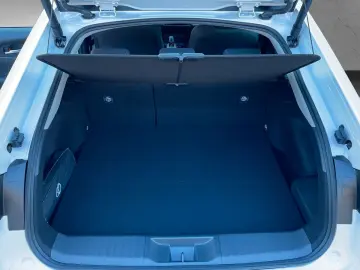 TOYOTA Prius 2.0 Plug-in Hybrid Executive  MATRIX NAVI