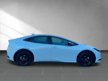 TOYOTA Prius 2.0 Plug-in Hybrid Executive  MATRIX NAVI