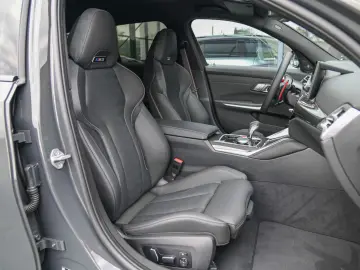 BMW M3 Touring xDrive Competition  M Performance 21