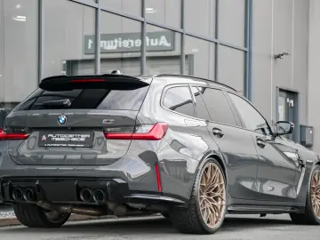 BMW M3 Touring xDrive Competition  M Performance 21