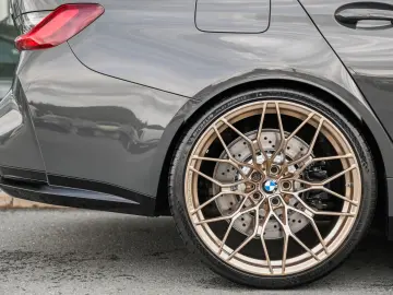 BMW M3 Touring xDrive Competition  M Performance 21