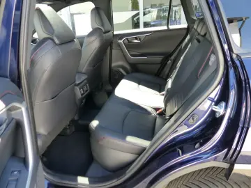 TOYOTA RAV4 Plug-in 4x4 Komfort-&Techpaket Schiebedach