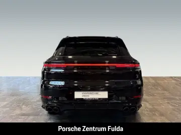 PORSCHE Cayenne GTS