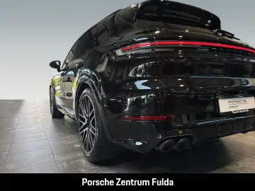 PORSCHE Cayenne GTS