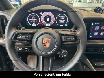 PORSCHE Cayenne GTS