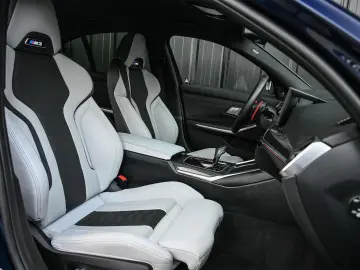 BMW M3 3-serie xDrive Competition   Carbon   Laser L