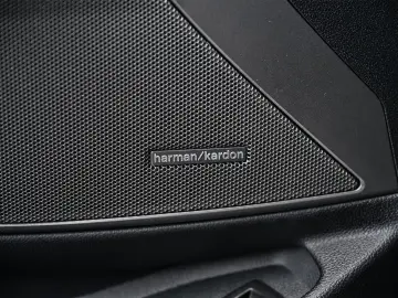BMW M3 3-serie xDrive Competition   Carbon   Laser L