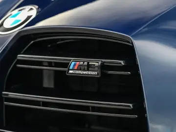BMW M3 3-serie xDrive Competition   Carbon   Laser L