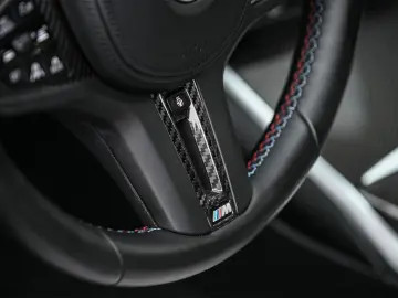 BMW M3 3-serie xDrive Competition   Carbon   Laser L
