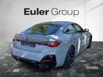 BMW M440i xDrive Gran Coupe Sportpaket HUD AD AHK-kl