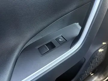 TOYOTA RAV 4 Plug-in Hybrid  LED ACC 360  JBL Leder SHZ
