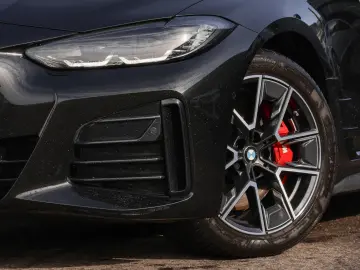 BMW M440i xDrive