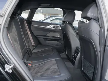 BMW M440i xDrive