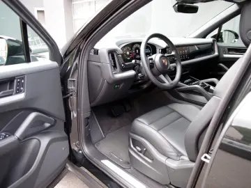 PORSCHE Cayenne 21 RS-Spyder Luft ACC BOSE Pano 90L 360