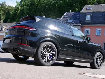 PORSCHE Cayenne 21 RS-Spyder Luft ACC BOSE Pano 90L 360